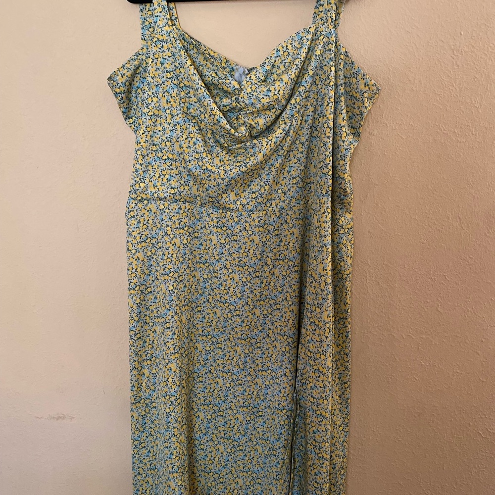 Boohoo Blue and Yellow Floral Tie Sleeve Midi Dress